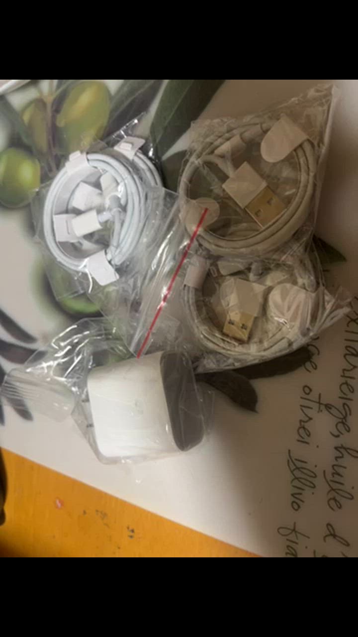 1件目のレビュー動画のサムネイル | 0