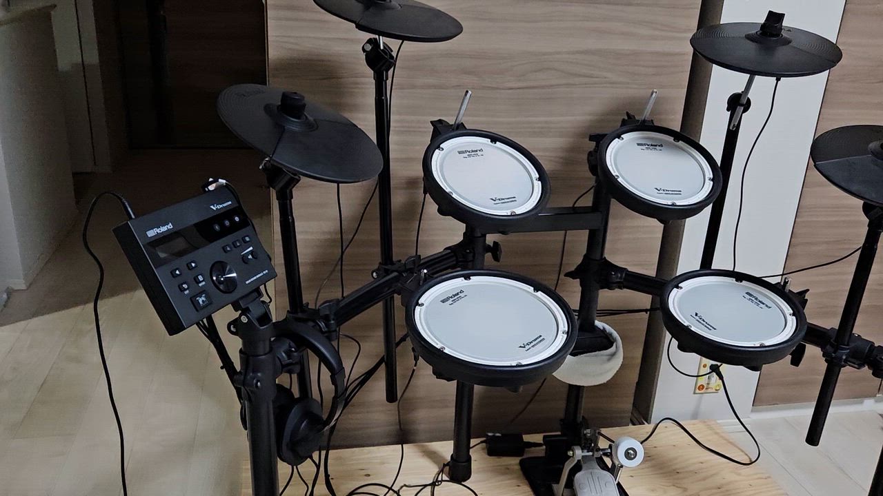 最短翌日お届け】【組立設置承ります】電子ドラム V-Drums TD-07DMK フルセット 選べる 4シンバル Roland ローランド :  roland-vdrums-td07dmk-dt200-drp1-ds400-tdm10-rh5-ncm10 : ピアノプラザ - 通販 -  Yahoo!ショッピング