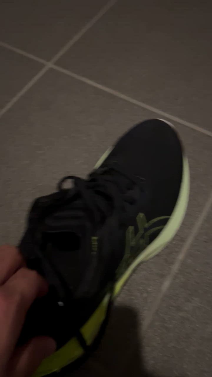 ASICS アシックス NOVABLAST 4 WIDE ノヴァブラスト4 ワイド