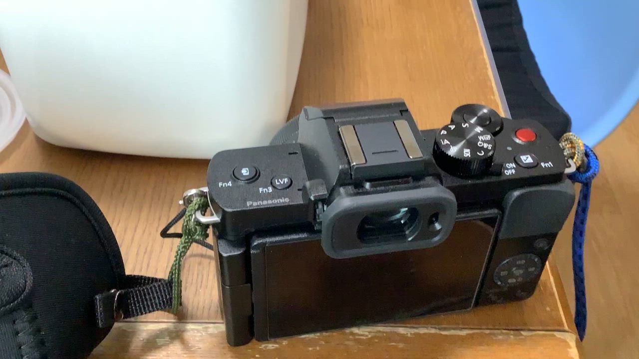 LUMIX パナソニック ミラーレス一眼カメラLUMIX G100D Kキット LUMIX パナソニック ミラーレス一眼カメラLUMIX G100D Kキット