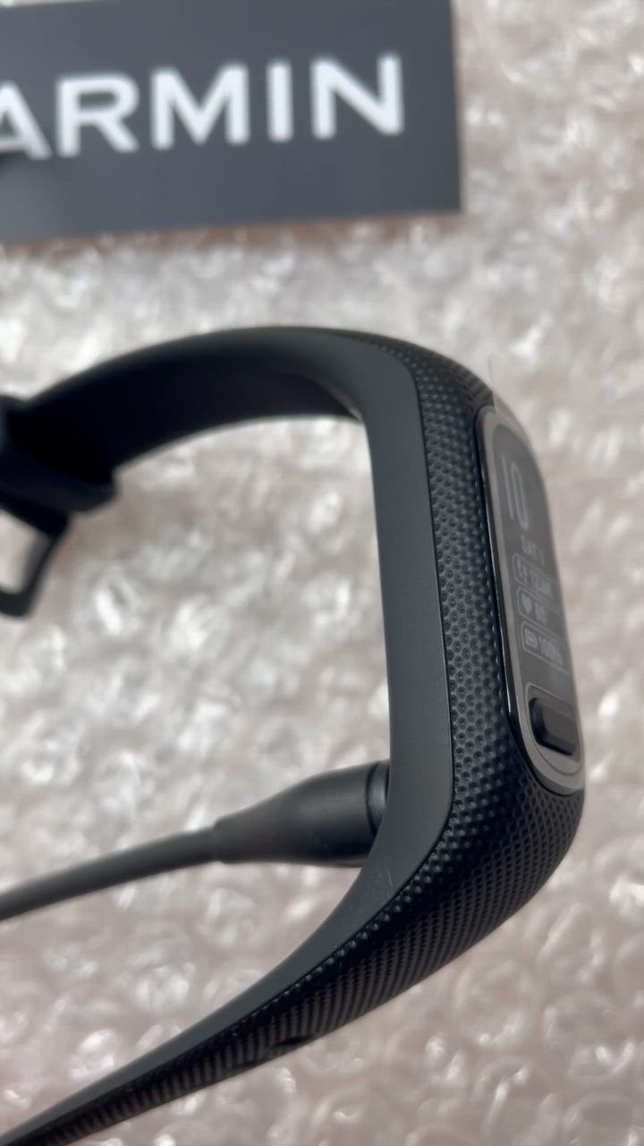 Garmin vivosmart5 Black S/M アクティビティトラッカー vívosmart 5 | スマートウォッチ | Garmin 日本