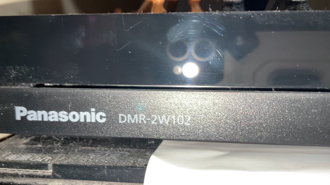ブルーレイレコーダー 黒色 Panasonic DMR-2W102 概要 ブルーレイディスクレコーダー DMR-2W102 | ブルーレイ