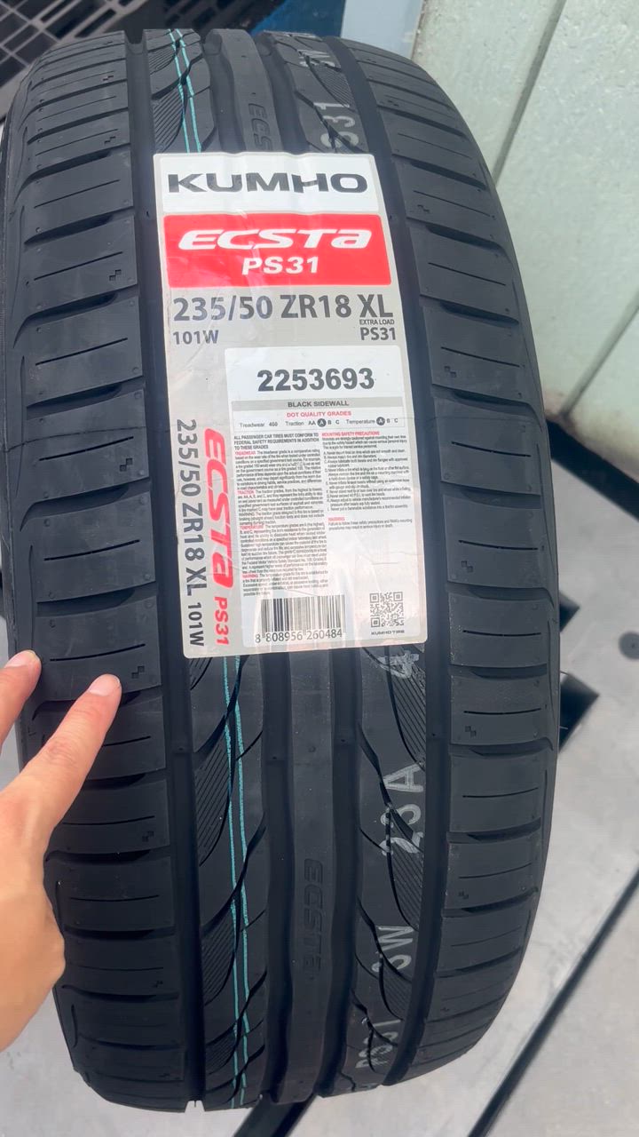 エクスタ クムホ PS31 235/50R18 101W XL サマータイヤ 4本