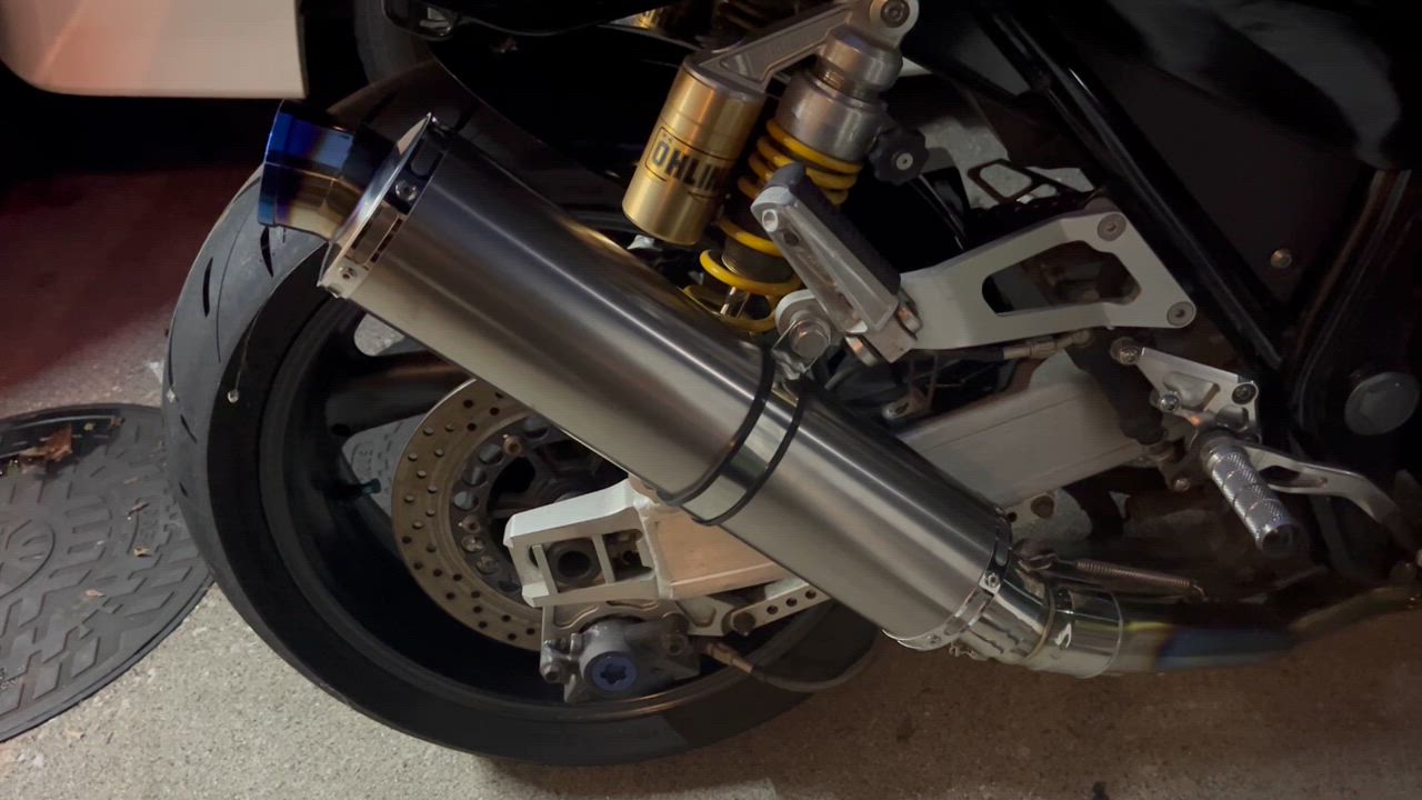 バリエンテ チタン サイレンサー Valiente 汎用サイレンサー 100Φ×400mm 差込径 60.5Φ用 バイク