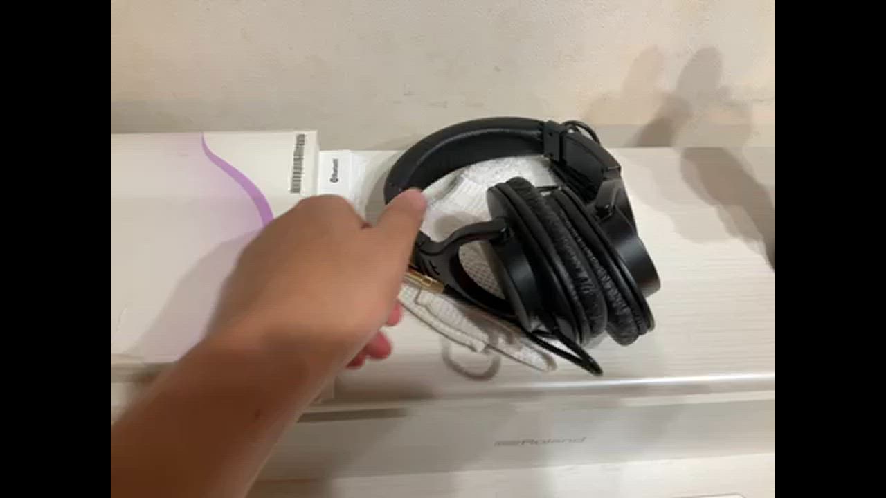 ローランド 【最短翌日お届け】Roland モニターヘッドホン RH-5 ローランド 【最短翌日お届け】Roland モニターヘッドホン RH-5