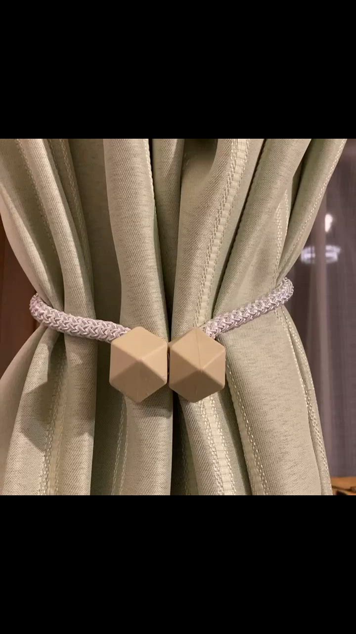 全体のレビュー動画のサムネイル | 5