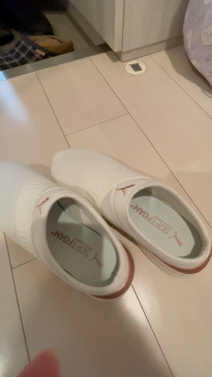 PUMA スニーカー プーマ ウィメンズ ソフトライド ルビー