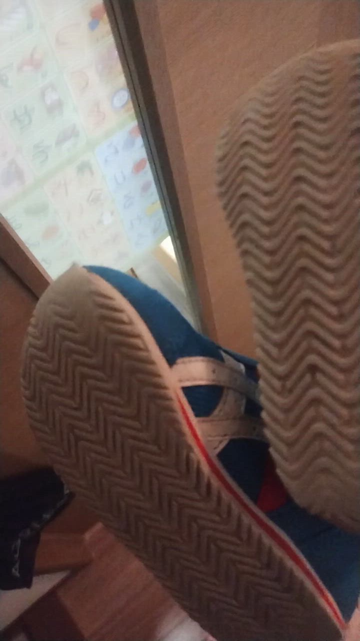 1件目のレビュー動画のサムネイル | 0