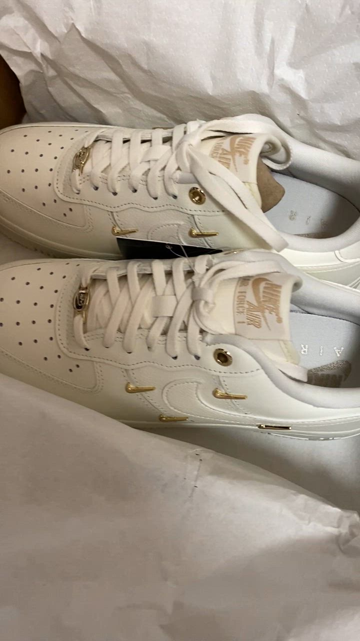 NIKE WMNS AIR FORCE 1 '07 LX ナイキ ウィメンズ エア フォース NIKE WMNS AIR FORCE 1 '07 LX ナイキ ウィメンズ エア フォース
