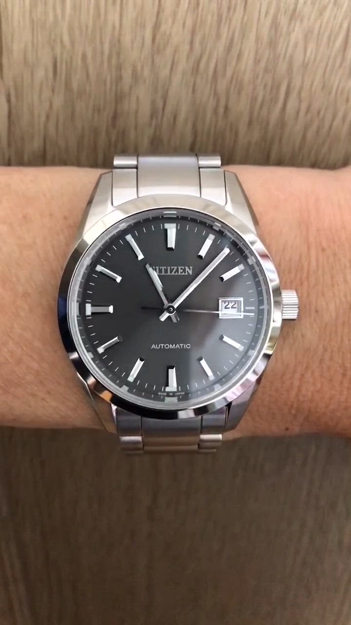 CITIZEN シチズン 腕時計 機械式 自動巻(手巻付き) グレー CITIZEN シチズン 腕時計 機械式 自動巻(手巻付き) グレー