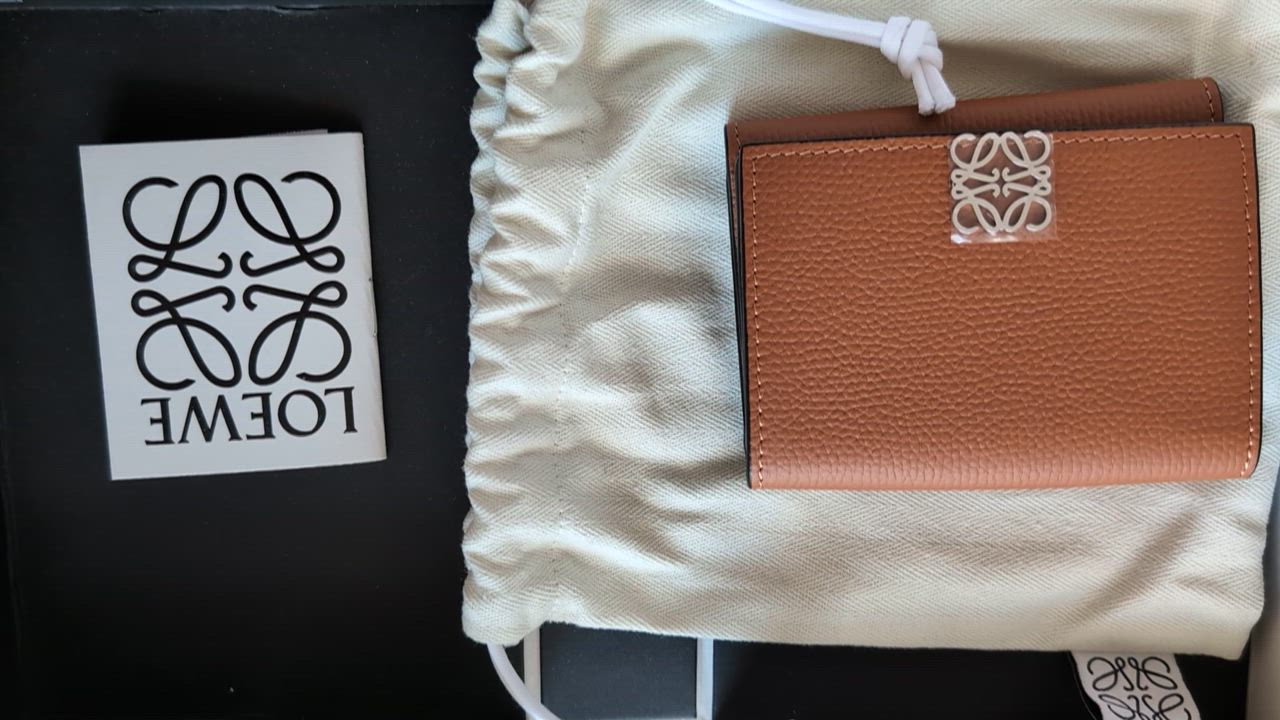LOEWE ロエベ 三つ折り財布 ANAGRAM TRIFOLD 6 アナグラム