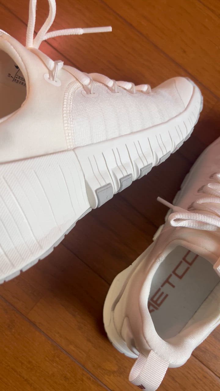 NIKE フリー メトコン 6 FJ7126-108 レディース K新品 25.0cm ナイキ フリーメトコン6 ウィメンズ FJ7126-004
