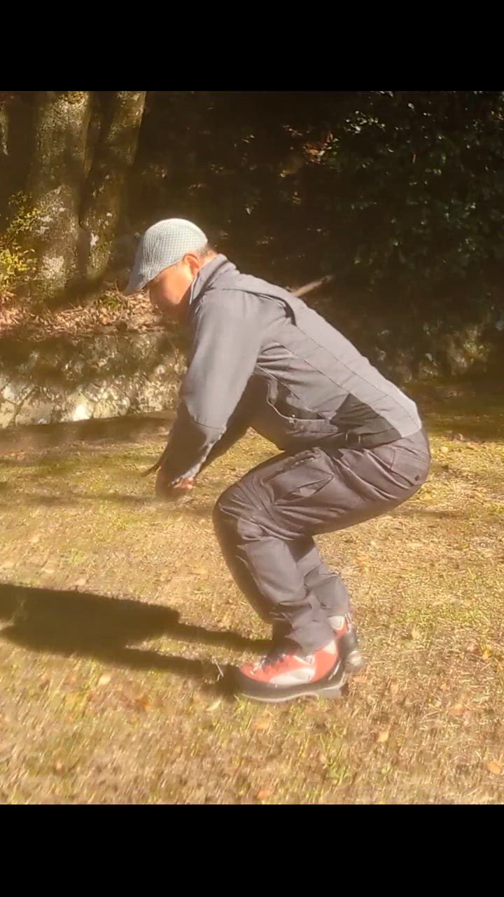 1件目のレビュー動画のサムネイル | 0
