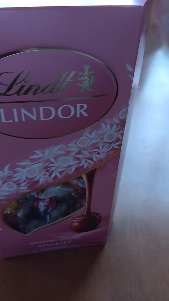 Lindt - リンツ リンドール リンツチョコレート　ピンク アソート 600g×3箱 楽天市場】リンツ リンドール ピンク 600g 約48個入り