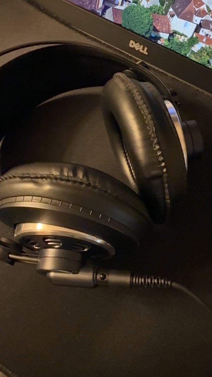 ヘッドホン K240MK2-Y3 ブラック [φ3.5mm ミニプラグ] AKG AKGPRO ヘッドホン [φ3.5mm ミニプラグ] K240MK2-Y3
