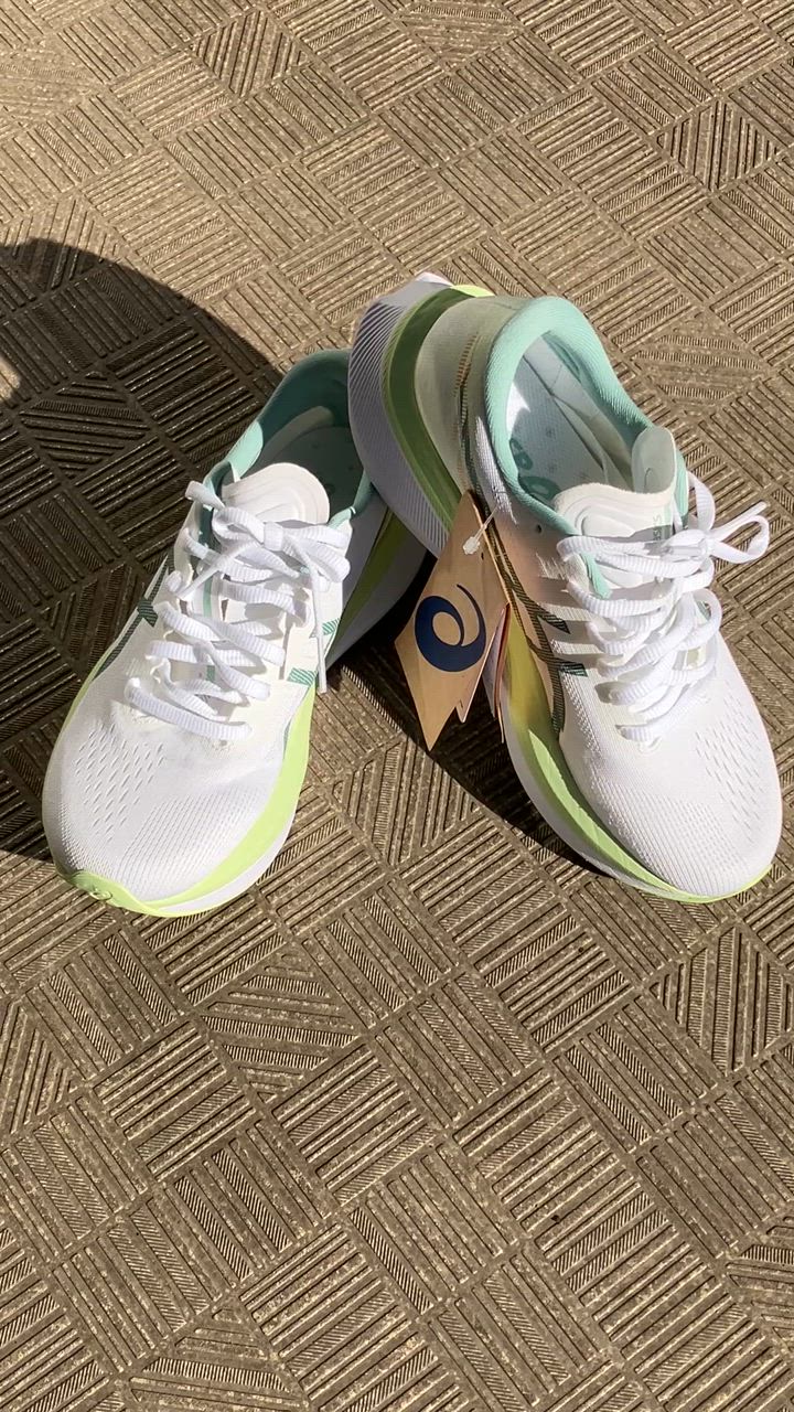 ASICS アシックス（ASICS）（レディース）ランニングシューズ