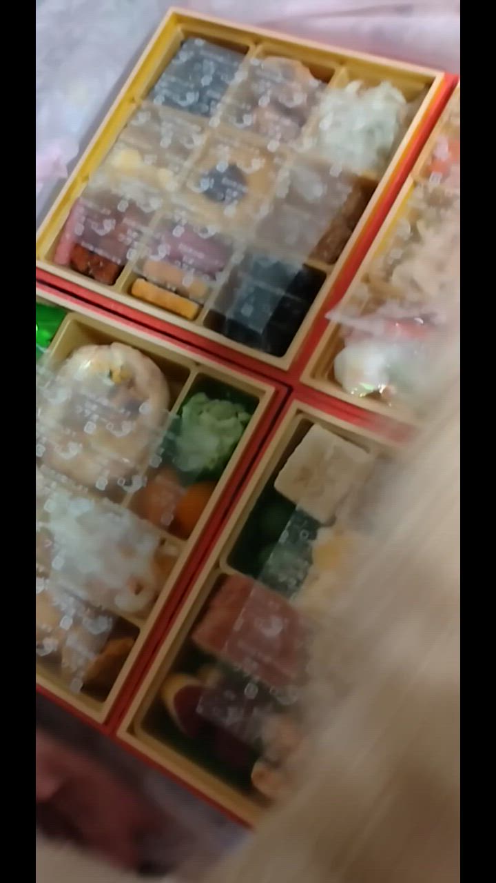 全体のレビュー動画のサムネイル | 1