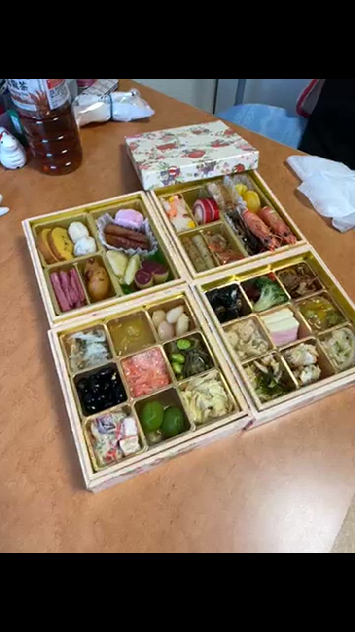 全体のレビュー動画のサムネイル | 0