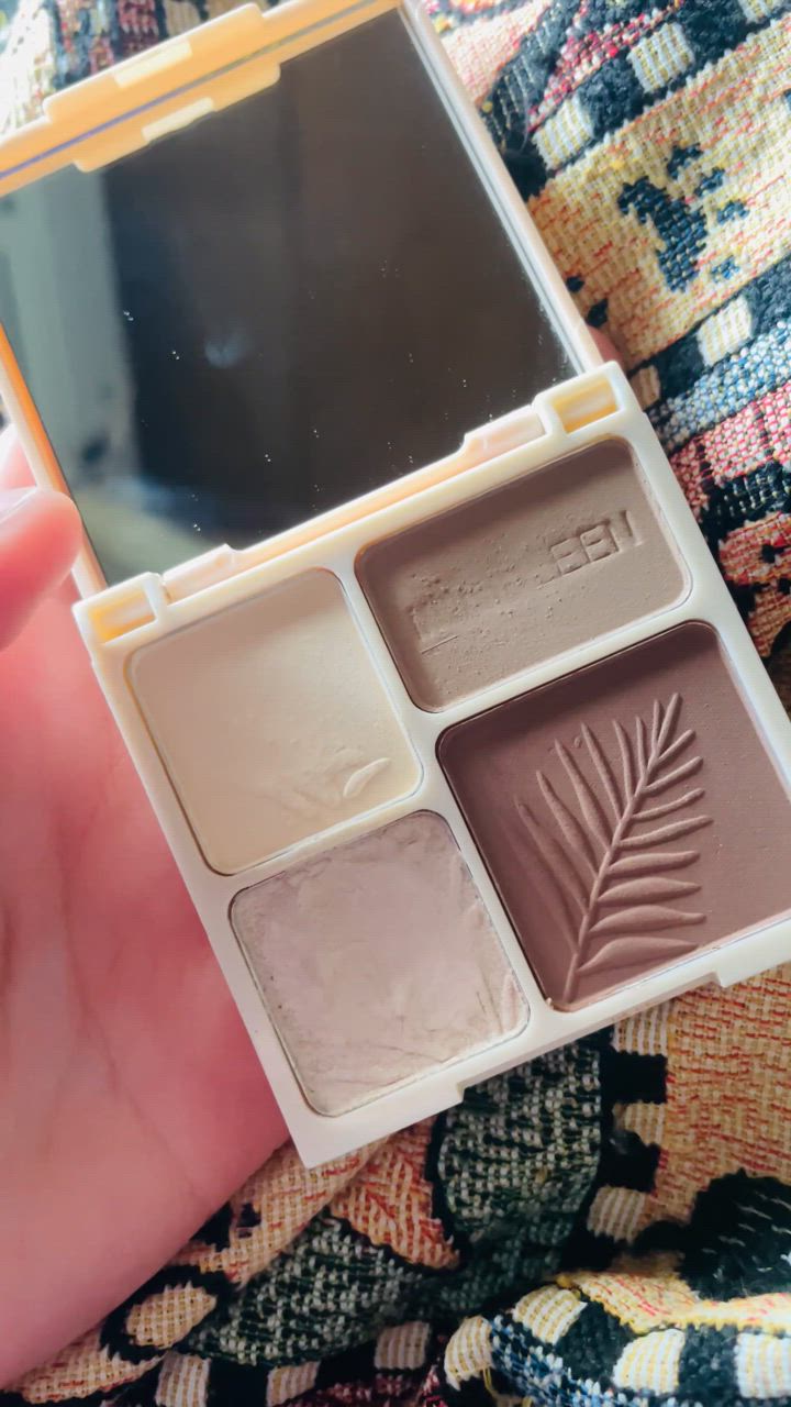 アイシャドウハイライトセット ジュディドール ・敦煌博物館Dual Shading（敦煌瑞獣シリーズ