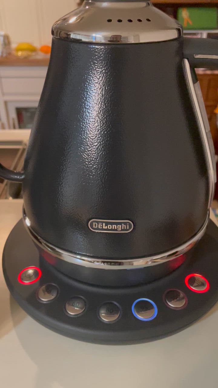デロンギ KBOE1230-JGY 温度調節電気ケトル アイコナ  グレー Amazon | De'Longhi (デロンギ) 電気カフェケトル アイコナ