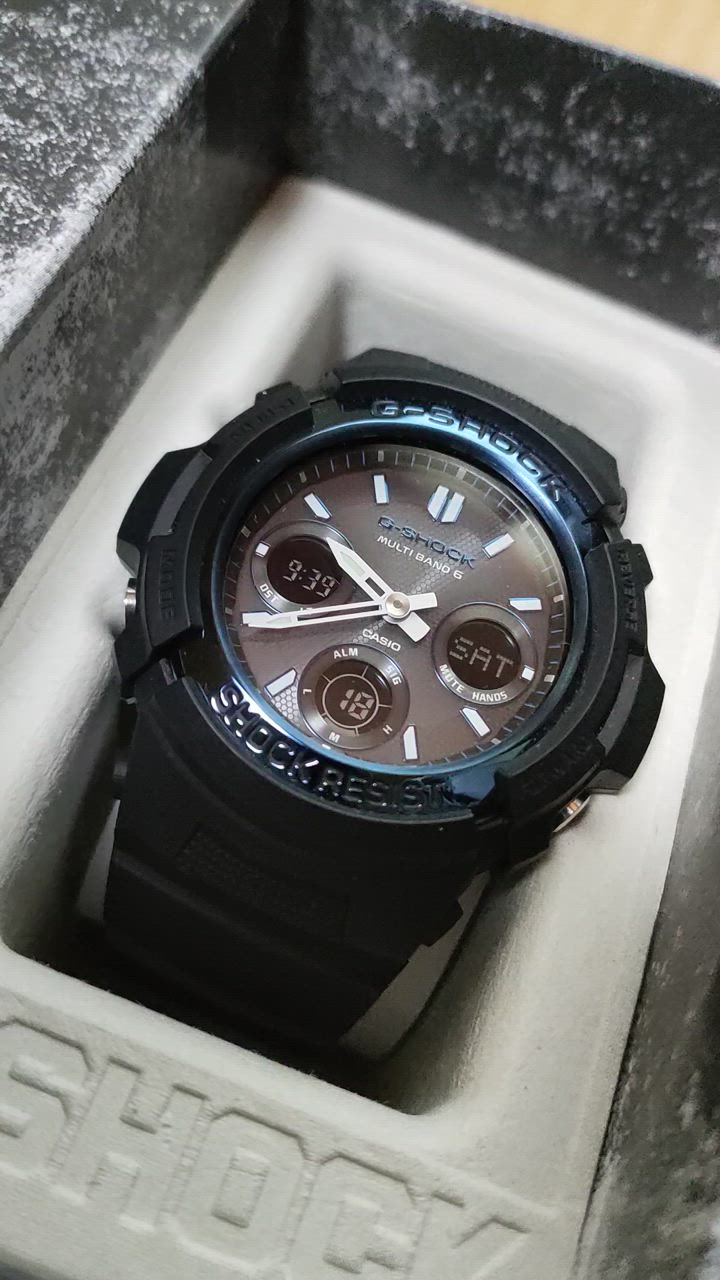 ソーラークロノグラフ（LINEAGE） 並行輸入品 10年保証 CASIO G