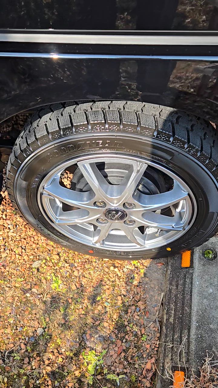 155/65R14 スタッドレスタイヤホイールセット　グッドイヤー 155/65R14 スタッドレスタイヤ ホイールセット[年2023]