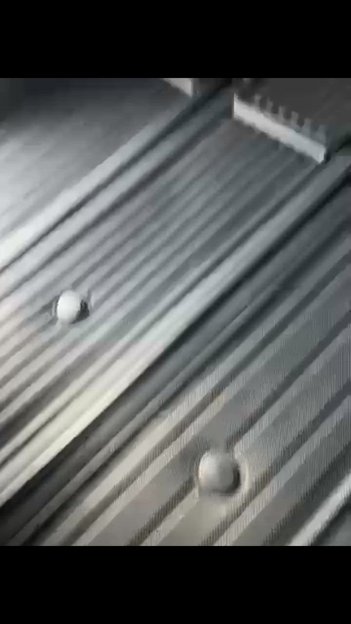 1件目のレビュー動画のサムネイル | 0