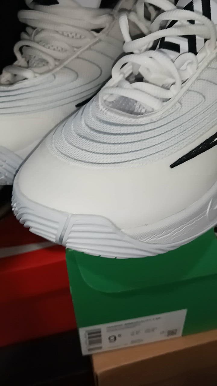 ナイキバスケットシューズ ヤニス イモータリティ 4 EP FQ3681-003 NIKE ナイキ ヤニス イモータリティ 4 EP FQ3681-100