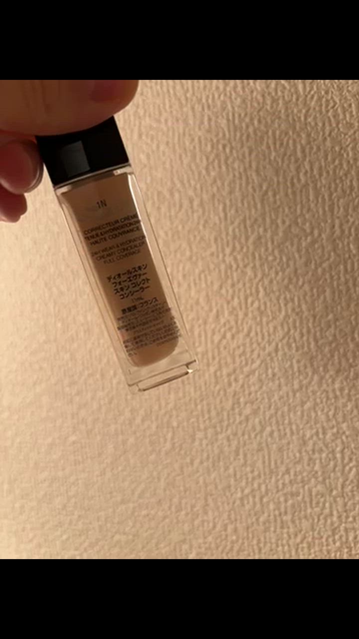 DIORSKIN FOREVER ディオールスキン フォーエヴァー スキン
