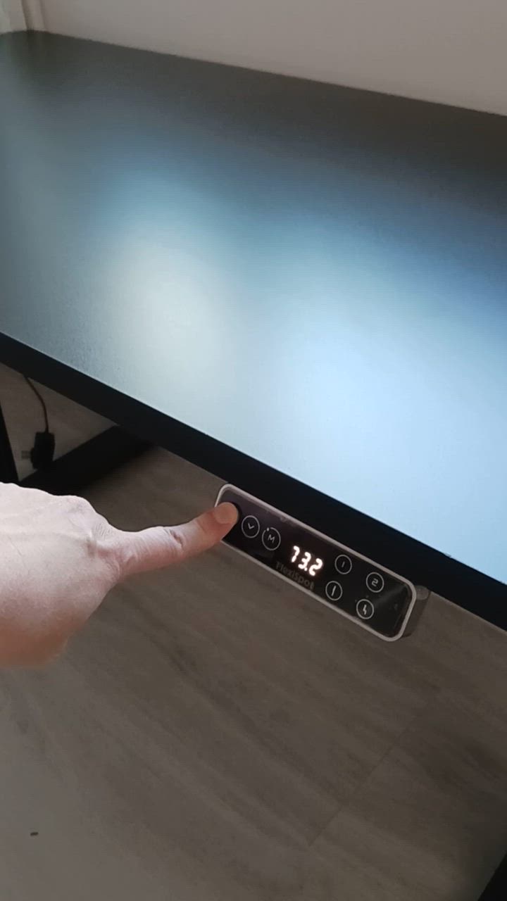 1件目のレビュー動画のサムネイル | 0