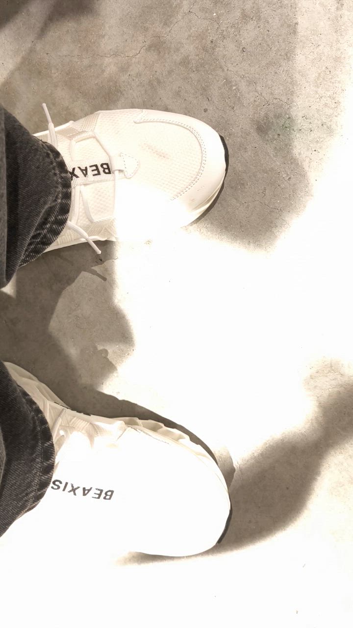 全体のレビュー動画のサムネイル | 1