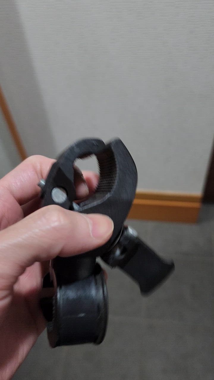 全体のレビュー動画のサムネイル | 1