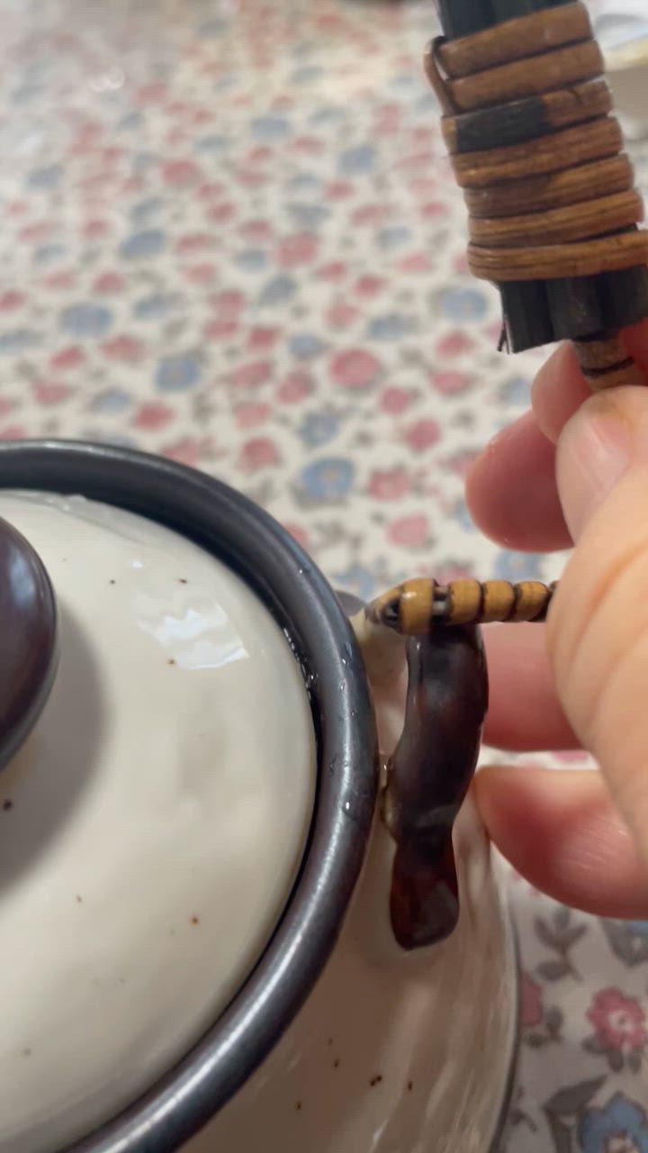 急須　陶器　蔓ハンドル　作家物　蔓細工　未使用に近い美品 急須 陶器 蔓ハンドル 作家物 蔓細工 未使用に近い美品 （陶器