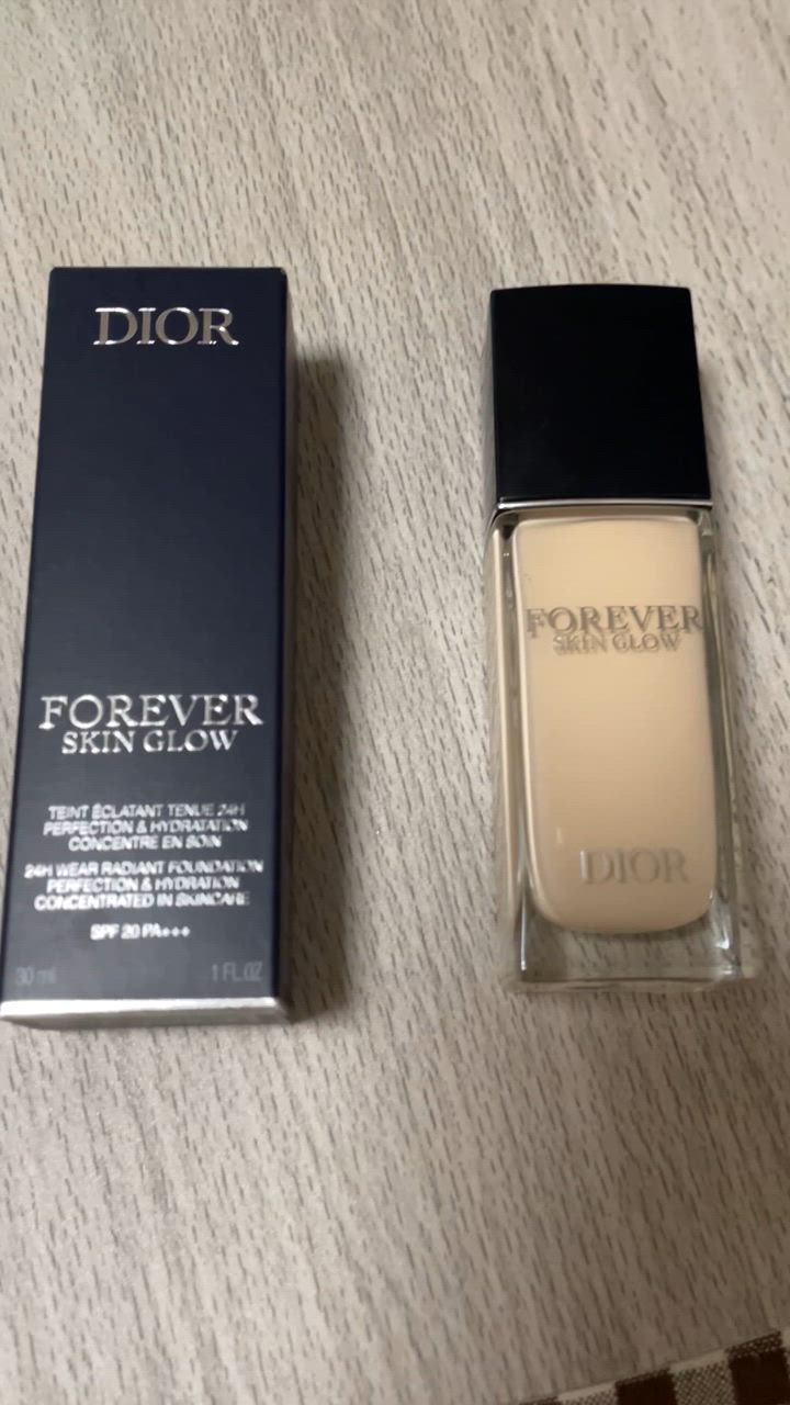DIORSKIN FOREVER ディオールスキンフォーエヴァー フルイド