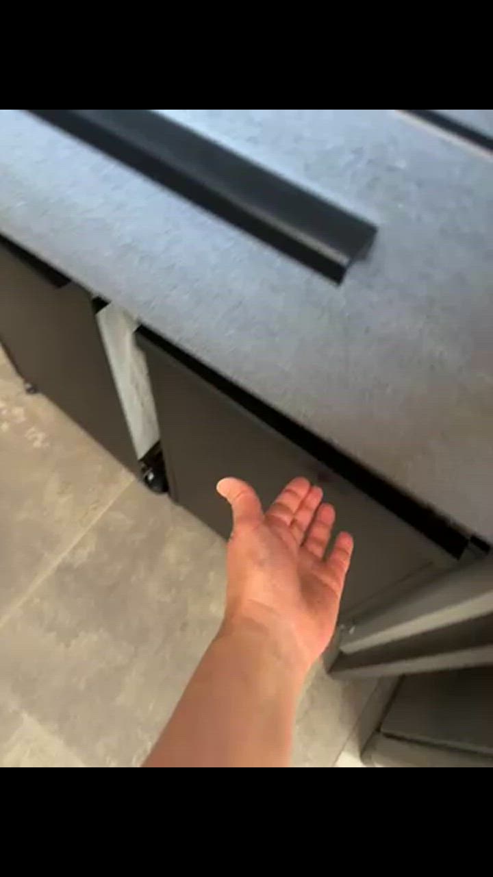 全体のレビュー動画のサムネイル | 0