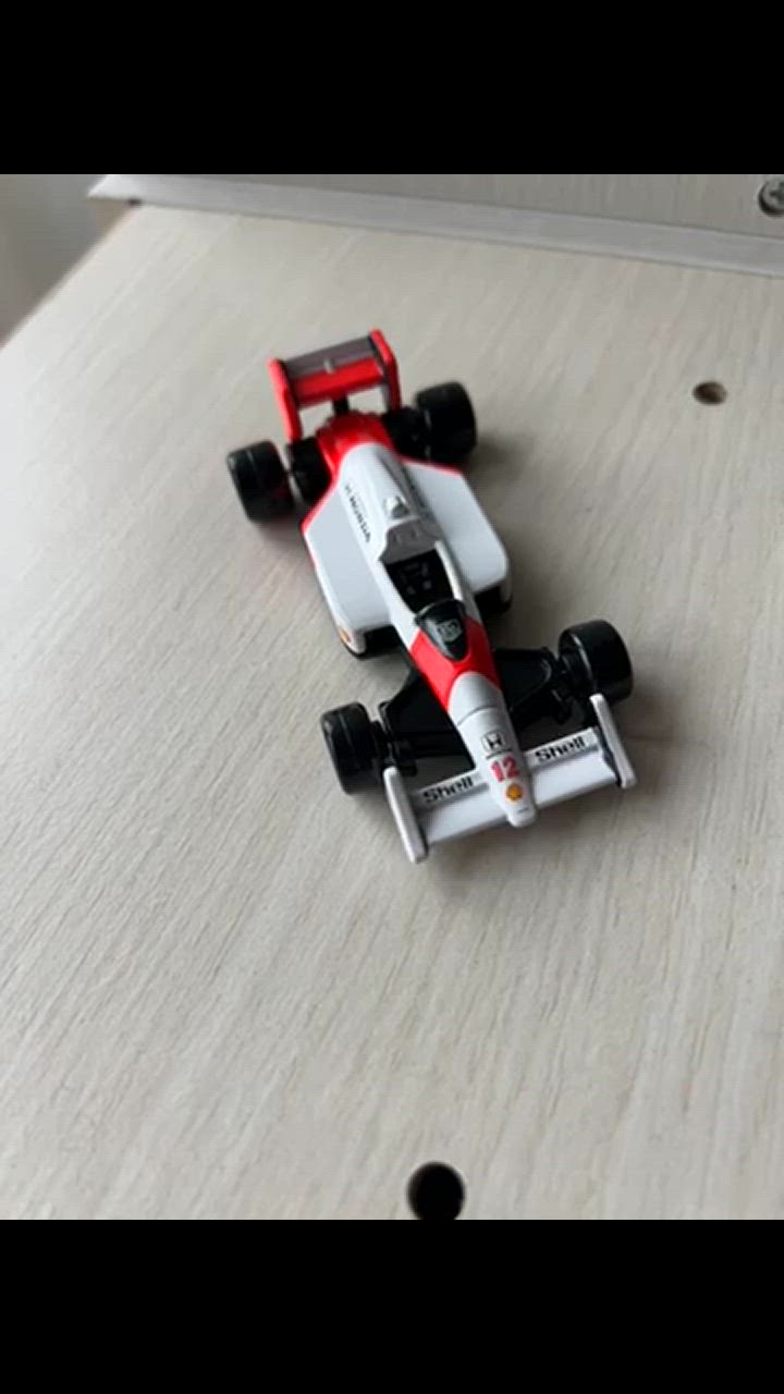トミカプレミアム マクラーレン ホンダ MP4/4 No.12 アイルトン