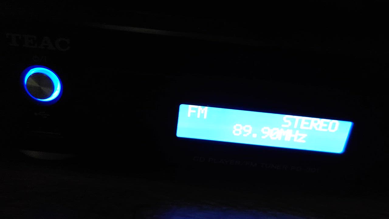 TEAC - PD-301-X/B/ブラック(ワイドFMチューナー搭載CD TEAC - PD-301-X/B/ブラック(ワイドFMチューナー搭載CD