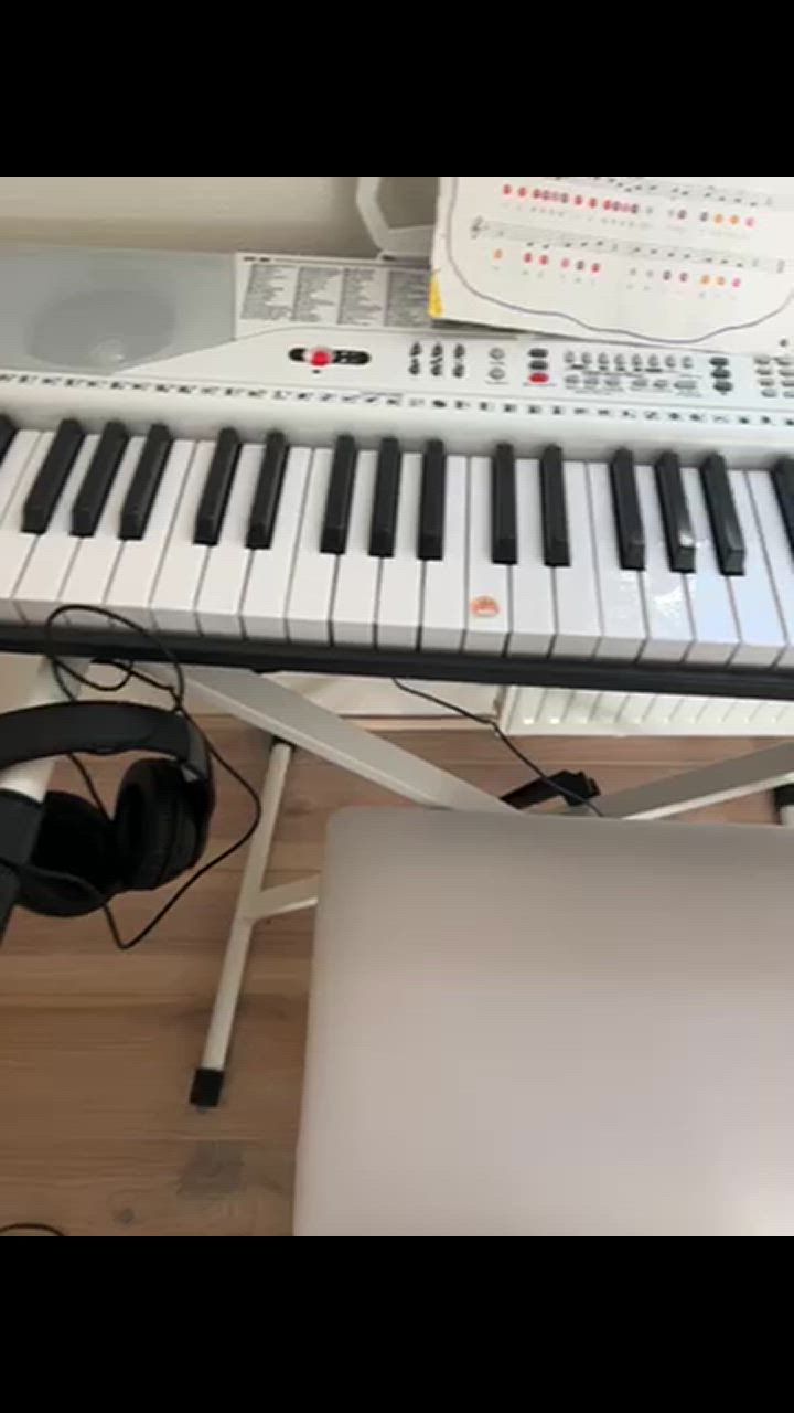 JOY ジョイ MK-2100 白スタンド・白イス・ヘッドホンセット 61 JOY ジョイ MK-2100 白スタンド・白イス・ヘッドホンセット 61