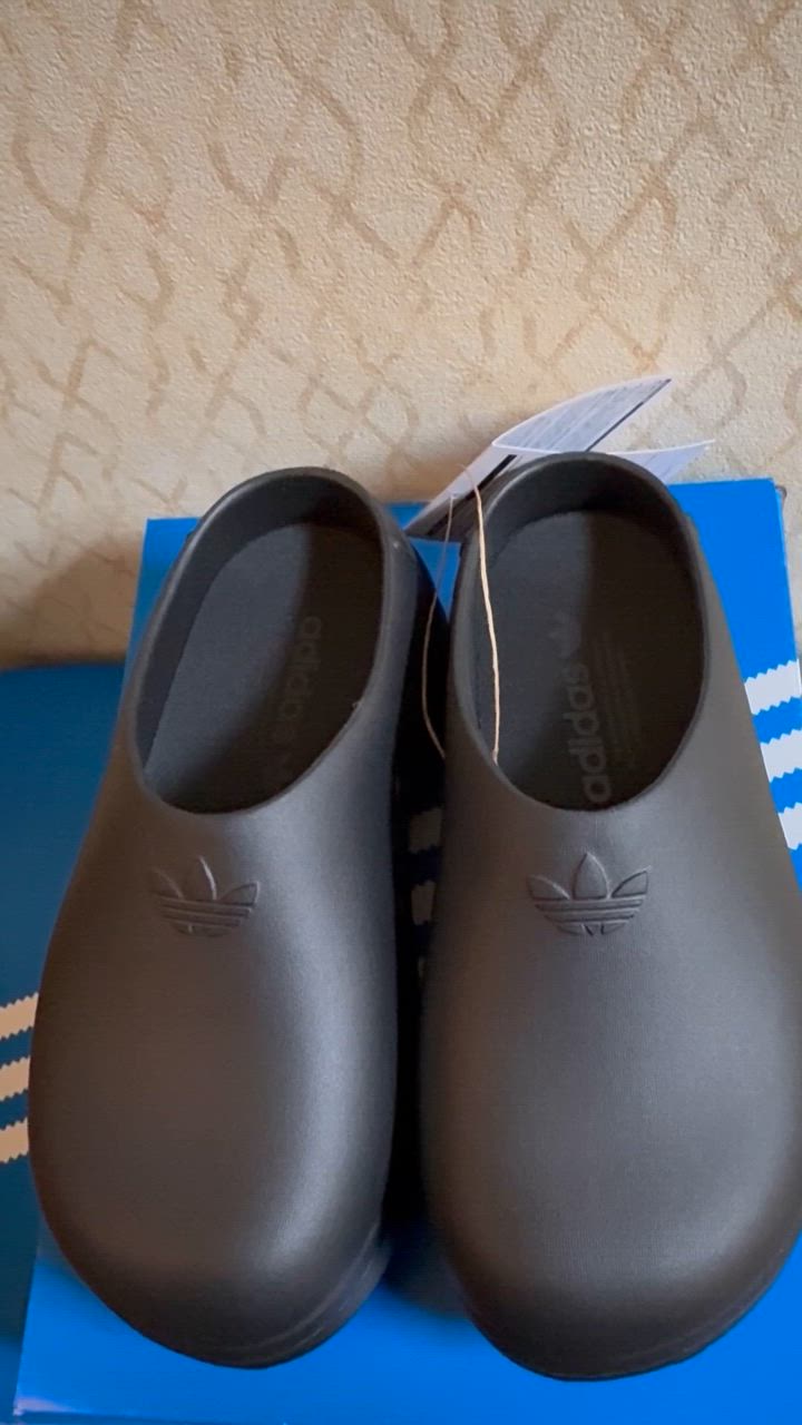 adidas サンダル アディフォーム スタンスミス ミュール
