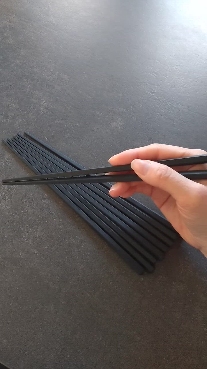 全体のレビュー動画のサムネイル | 2