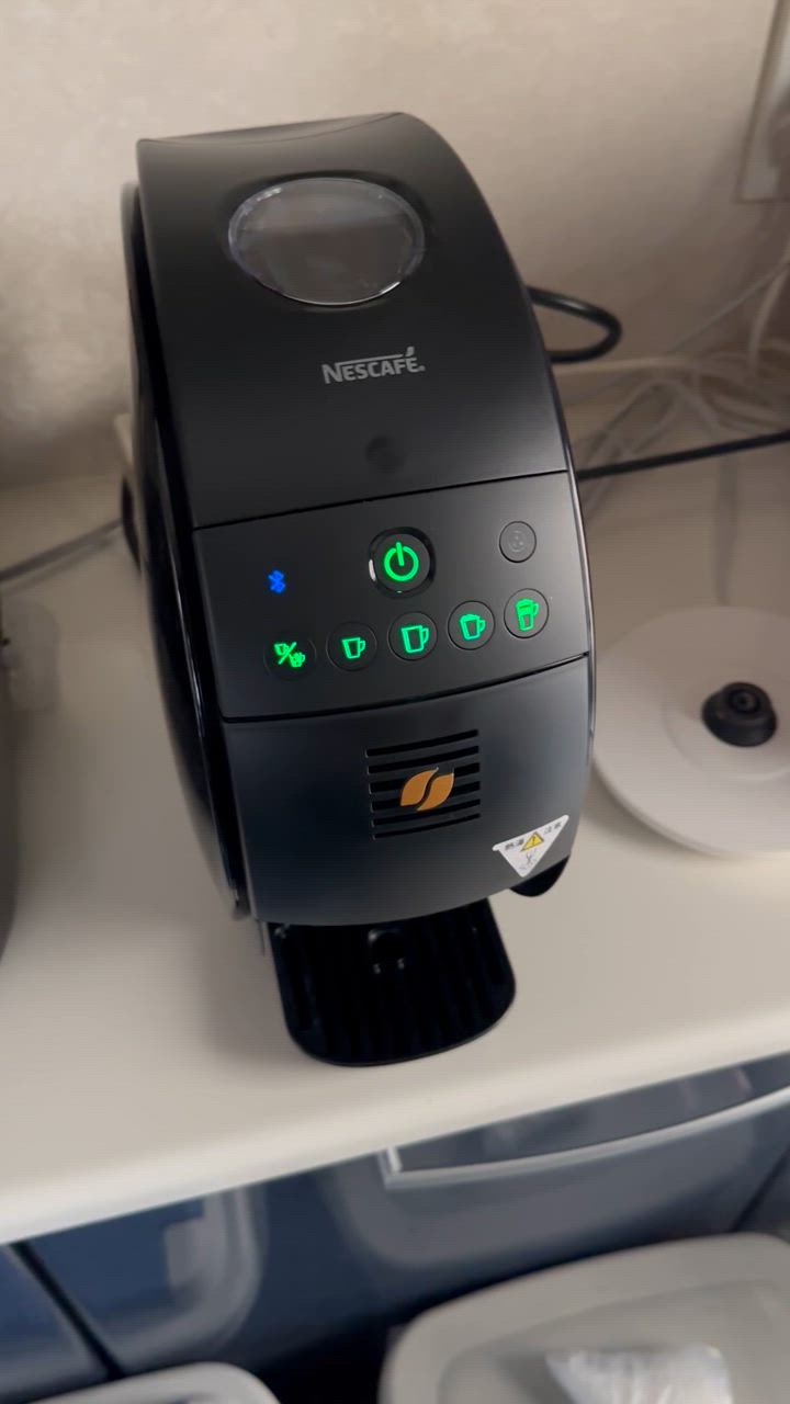 ネスカフェ ゴールドブレンド バリスタ ネスレ コーヒーメーカー