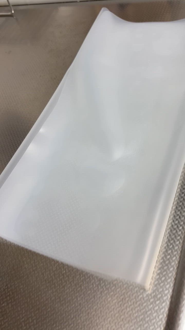全体のレビュー動画のサムネイル | 1