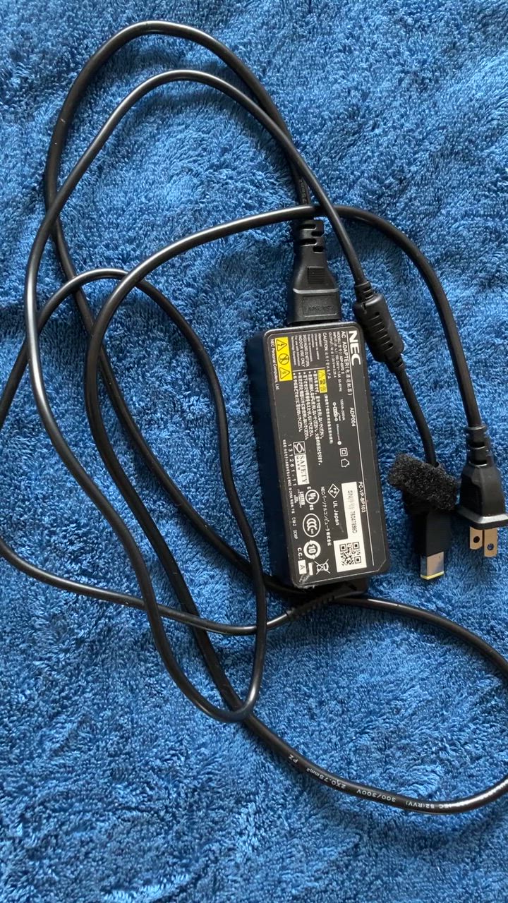 新品 NEC VersaPro UltraLite VK26M/B-F 用 20V 3.25A 65W AC