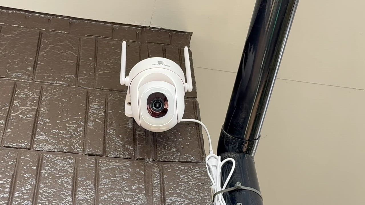 SecuSTATION 防犯カメラ 屋外 家庭用 防犯灯 パンチルト 夜間