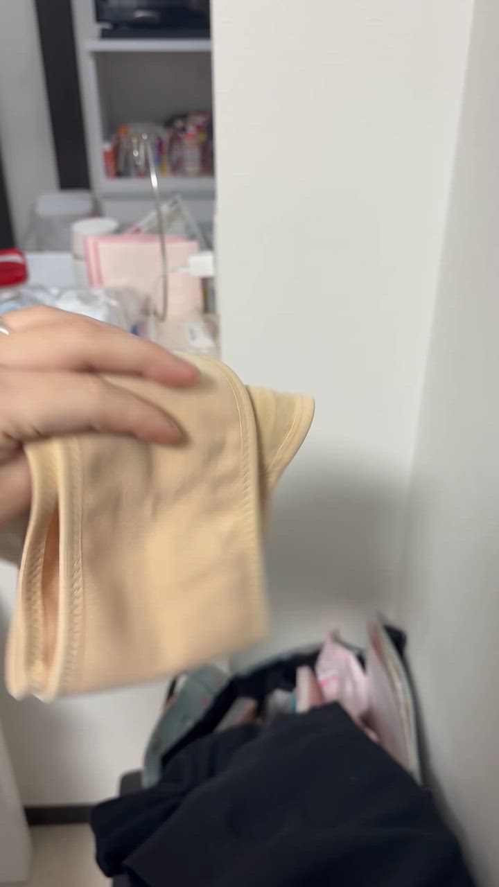 全体のレビュー動画のサムネイル | 0