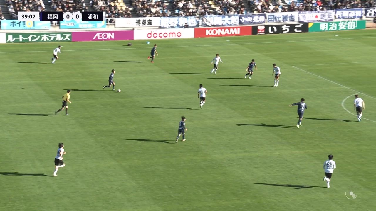 紺野和也のミドルシュートで福岡が先制！【第37節】福岡 vs 浦和