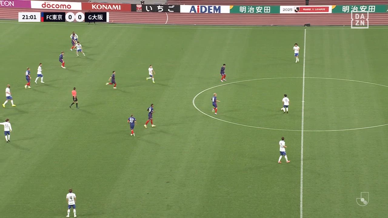 VAR判定に泣く...G大阪・イッサム ジェバリのループ弾はオフサイドで取り消しに【第12節】FC東京 vs G大阪