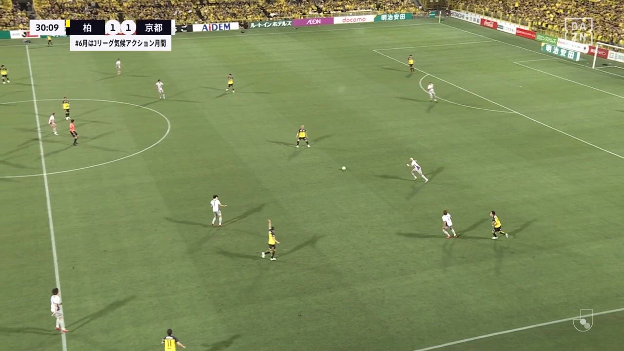 垣田裕暉が繰り出したオーバーヘッドで柏が勝ち越し！【第21節】柏 vs 京都