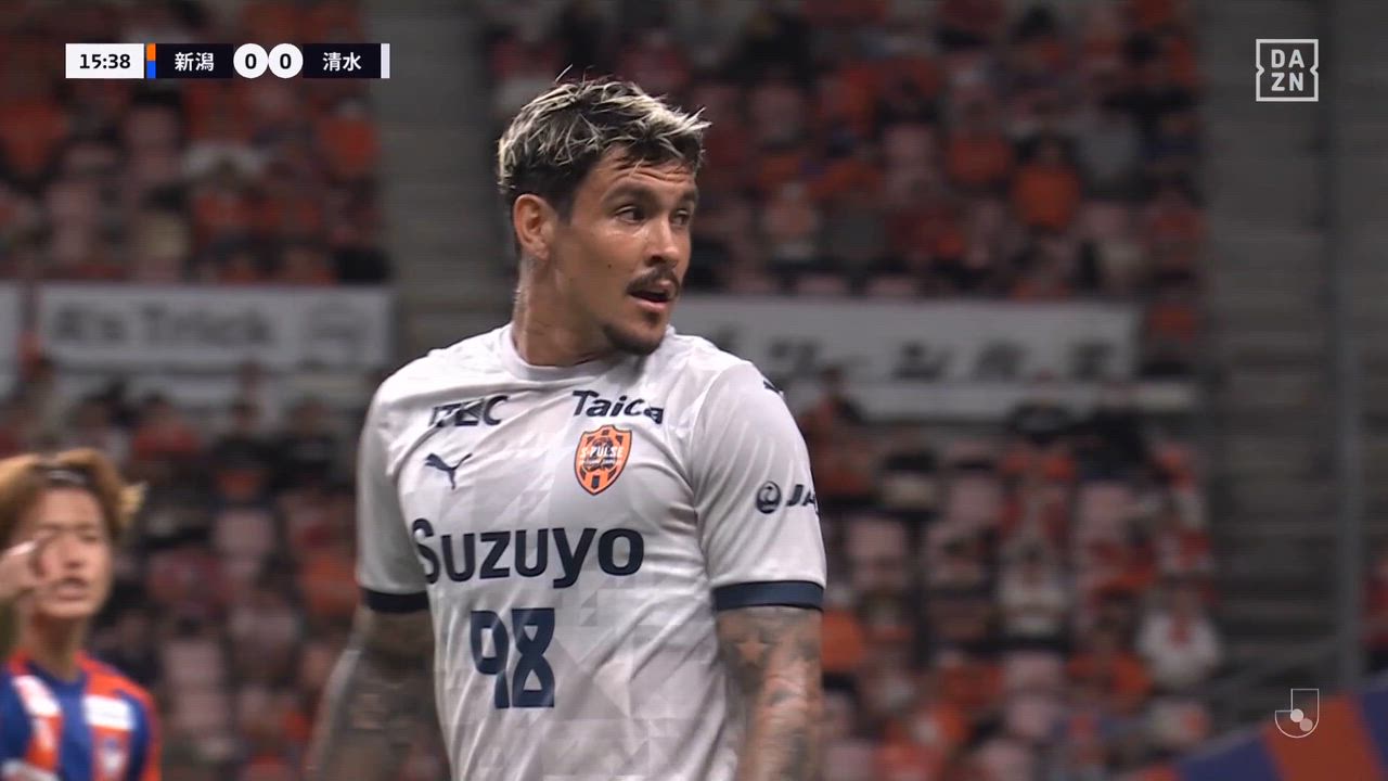 清水、山原怜音のクロスに高橋利樹が飛び込み先制点をゲット！【第29節】新潟 vs 清水