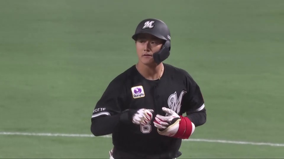 【6回表】インコースを上手に捌いた!! マリーンズ・西川史礁 プロ初安打は勝ち越しのタイムリー!! 2025年3月28日 福岡ソフトバンクホークス 対 千葉ロッテマリーンズ